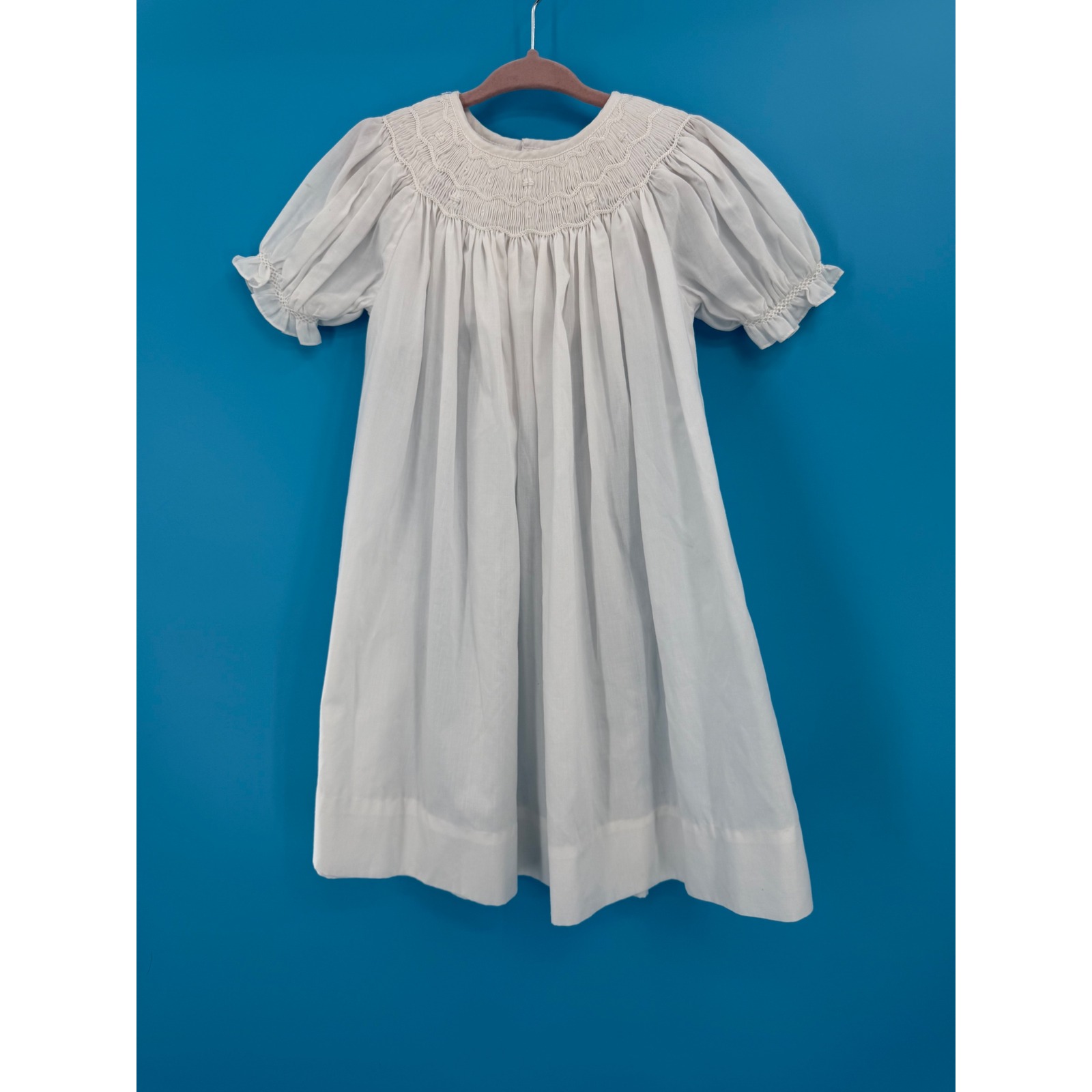 Petit Ami Smocked Dress Girl 24m White Hand Embroidered Puff Sleeve Christening